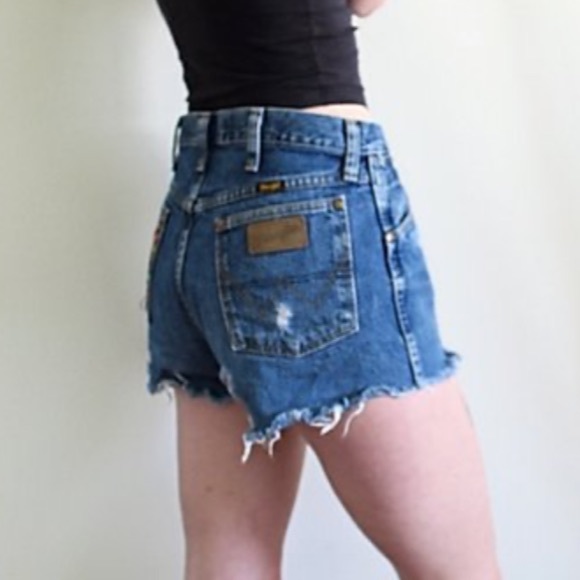 Pepper vintage wrangler cutoffs! - Picture 4 of 6